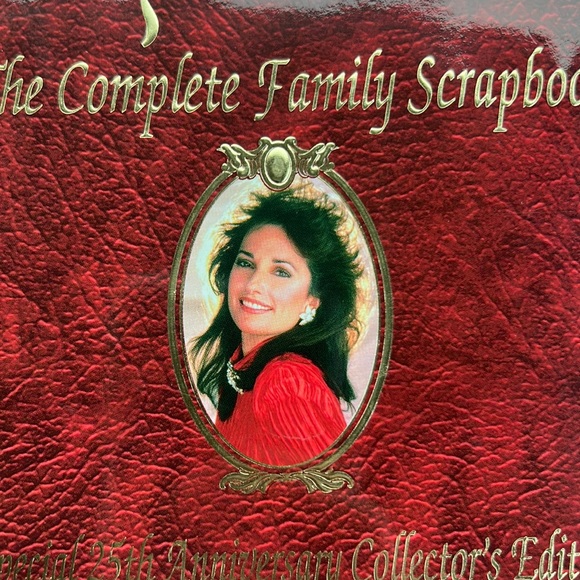 Vintage 1994 All My Children The Complete Family Scrapbook by Gary Warner - Picture 2 of 9